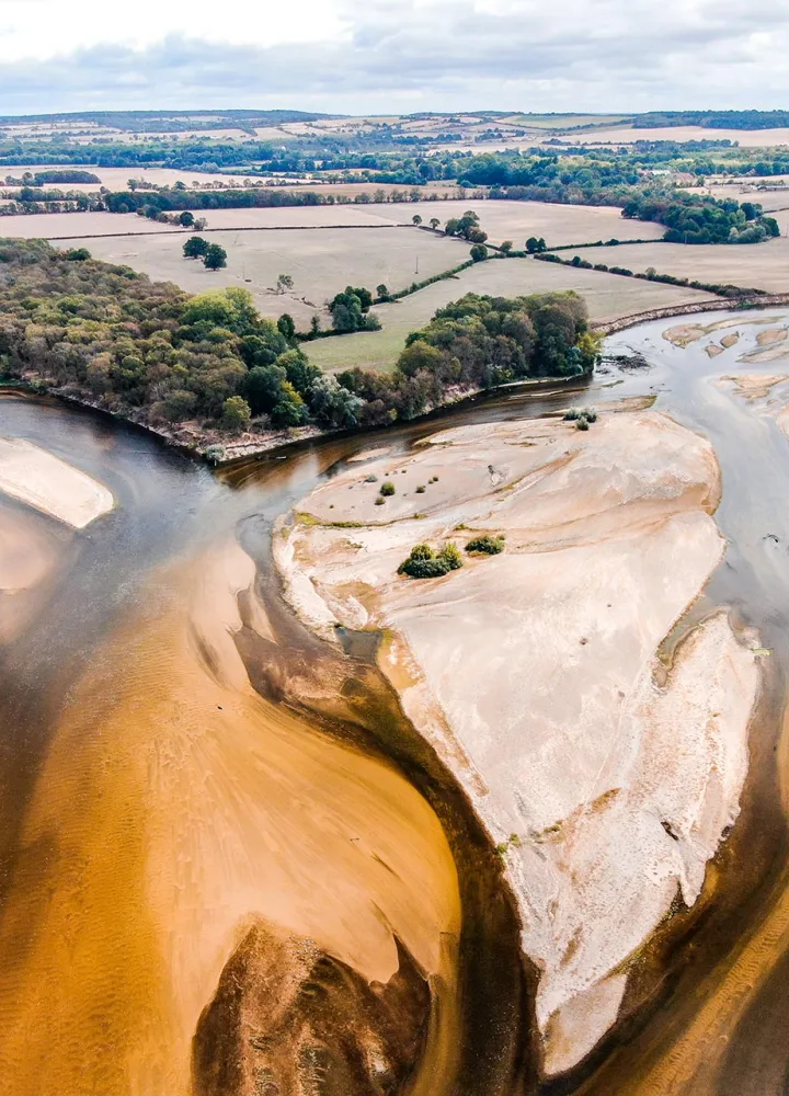 Le bec d'Allier vue du ciel : confluence avec la Loire