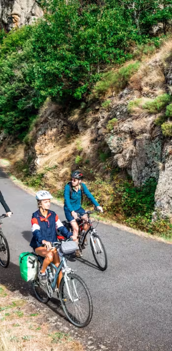 A cycle route linked to further cycle routes 